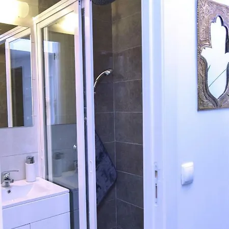 Tiles House