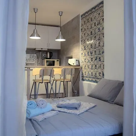 Tiles House Апартаменты